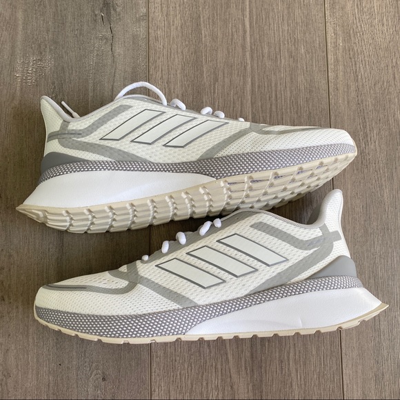 NWT Adidas Nova Run Mens Shoes - Picture 8 of 8